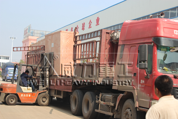 搖臂鉆床廠家發(fā)貨圖