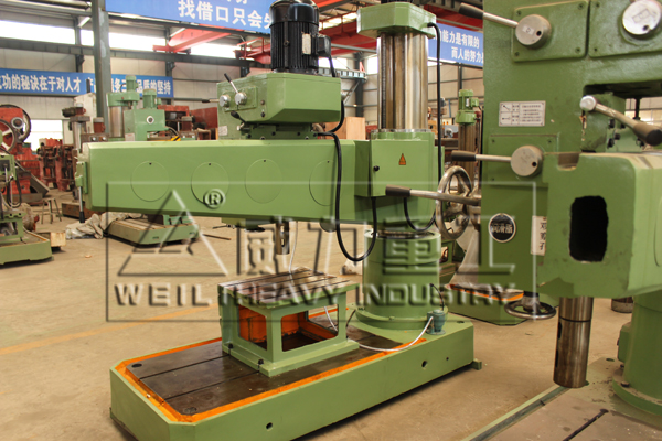 ZQ3063x20機(jī)型搖臂鉆床