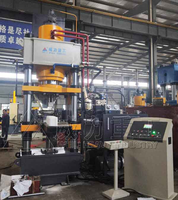 400噸液壓機(jī)車間調(diào)試