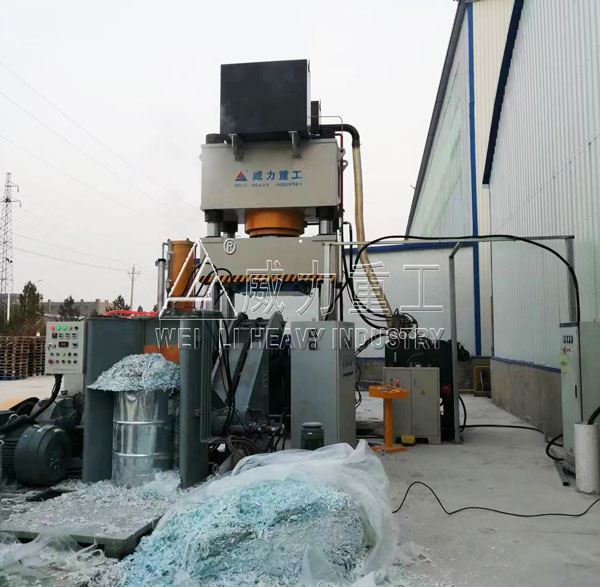 1250噸四柱液壓機